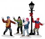 Lemax фигурки Игра в снежки, набор из 4 фигур, 10,8 см.