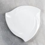 Тарелка фарфоровая треугольная Wilmax Ariela, d=20,5 см, цвет белый