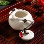 Набор для чайной церемонии керамический «Тясицу», 8 предметов: 4 пиалы 50 мл, чайник 120 мл, салфетка, щипцы, подставка, цвет бежевый