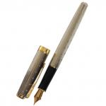 Ручка подарочная перьевая в кожзам футляре пб s, корпус серебро с золотом Calligrata