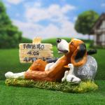 Садовая фигура "Собака Барри лежачая - Только для друзей", 47х22х26 см