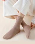 Яркие и цветные | Махровые носки "Уютная зима", р-р 38-42 (кофе с молоком)