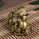 Нэцке полистоун бронза "Черепахи с жабой" 7х9х6,5 см