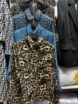 Блузка SIZE PLUS с карманами голубой леопард KH745