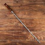 Шампур с деревянной ручкой, рабочая длина - 40 см, ширина - 8 мм, толщина - 2 мм с узором