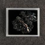 Камень, сувенир "Жеода черная", 6 х 6 х 4см