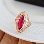 Кольцо коллекция Дубай покрытие позолота вставка камень цвет малиновый
