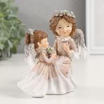 Сувенир полистоун "Мама-ангел с дочкой" 11,5х7х12 см