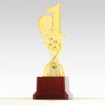 Кубок «1 место», наградная фигура, золото, подставка пластик, 16,8 * 6,2 * 6,4 см.