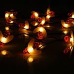 Гирлянда «Нить», 4.5 м, с насадками в виде пчёлок, IP44, 30 LED, 2 режима, солнечная батарея, тёмная нить, свечение тёплое белое