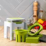 Овощерезка универсальная с контейнером Доляна Fresh Cook, 3 сменные насадки и пушер, 14.5?14.5?21 см, бело-зелёная