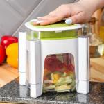 Овощерезка универсальная с контейнером Доляна Fresh Cook, 3 сменные насадки и пушер, 14.5?14.5?21 см, бело-зелёная