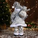 Дед Мороз под ёлку «Зимнее волшебство. Новогодняя игрушка в костюме с пайетками и с подарками», 43 см, серебристый