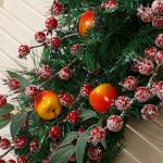 Искусственная ёлка настенная «Зимнее волшебство. Уютная сказка», 64 см, ПВХ ветки отгибаются