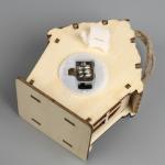 Ёлочная игрушка «Избушка Санты», 9.5?9?6 см, 1 LED, от батареек, свечение тёплое белое