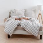 КПБ 'Традиция' дуэт, поплин, 100% хлопок, пл. 110 гр./кв.м., 'Клетка Виши' Пододеяльник 146*217 (2 шт.), простыня 217*240, наволочка 70*70 (2 шт.)