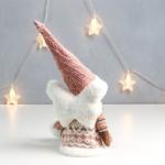 Интерьерная кукла текстильная «Ангел в бежевом наряде с узорами и сердечком», длинные ножки, 50?13?9 см