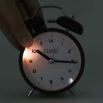 Будильник «Классика», дискретный ход, d=9.8 см, от батарейки АА, чёрный