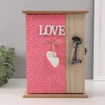 Ключница настенная «Круги. Ключи и сердце», дерево, 6 крючков, розовый, 6.5?20?26.5 см