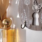 Настенные крючки декоративные «Замок с растениями и бабочкой», дерево, ключница, 2.5?15?17 см