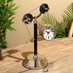 Настольные часы, 32?22 см, диаметр часов 8 см, латунь