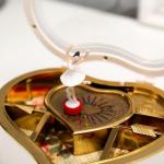 Музыкальная шкатулка механическая «Сердце белое», пластик, 15.5?14?7.5 см