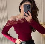 Лонгслив с кружевом