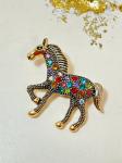 Брошь "Сказочная лошадь" символ 2026 года