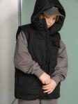 Жилет с капюшоном утепленный черный