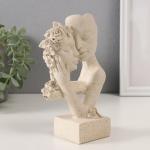 Бюст фигурка полистоун «Влюблённые с цветами», белый в крапинку, 9.5?6?17 см