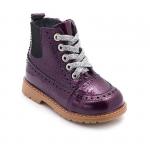 Ботинки на коже