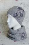 Шапка женская "Три гипюровых цветка"