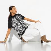 Водолазка с экокожей                                                            Фирменное приветствие (magic)