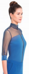 Женская блузка с высоким горлом