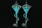 CDA Елочное украшение Ключ - корона, голубой акрил, 2 вида, 20,5 см.