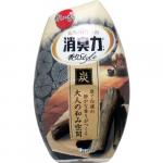 ST Shoushuuriki Жидкий дезодорант – ароматизатор для комнат c ароматом древесного угля и сандалового дерева 400 мл 1/18
