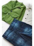 Комплект для мальчика:джинсы,рубашка и пиджак.