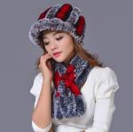 Набор из шапки с козырьком и шарфа из меха кролика цветные HXM031