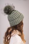 * Женская шапка