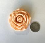 Бусины из смолы Цветок розы. Размер: диаметр 45 мм, толщина 18 мм, отверстие 1,5 мм. Упаковка 1 штука