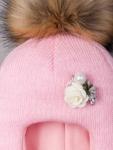Шапка-шлем вязаная для девочки с помпоном, белая розочка, светло-розовый