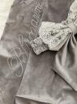 Зимний Конверт-одеяло на выписку "Блюмарим" (серый с молочным кружевом, стразами и бантом)