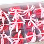 Подарочная красная Роза в коробочке на 14 февраля или 8 марта ( с мыльными лепестками) , арт.002.151