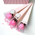 Подарочная розовая Роза в коробочке на 14 февраля или 8 марта ( с мыльными лепестками) , арт.002.152