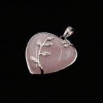 Сердечко с розой SEW38-1 Розовый кварц - камень Венеры - покровительство влюбленным 3,5см