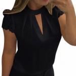 Блузка с коротким кружевным рукавом и вырезом декольте черная A133 135