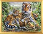 Большая тигриная семья