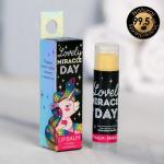 Бальзам для губ Lovely miracle day: с маслом Ши, аромат клубника