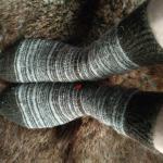 Шерстяные носки из натуральной шерсти ,ручной вязки (крючок).