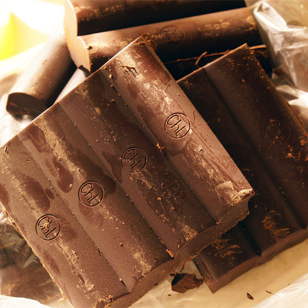 Шоколад без добавок. Шоколад. Какао шоколад. Натуральный шоколад. Какао тертое.